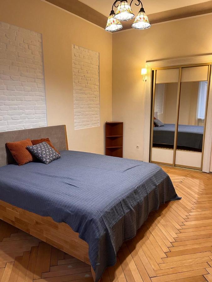 Happy Apartment On Kopernik 30 Львов Экстерьер фото